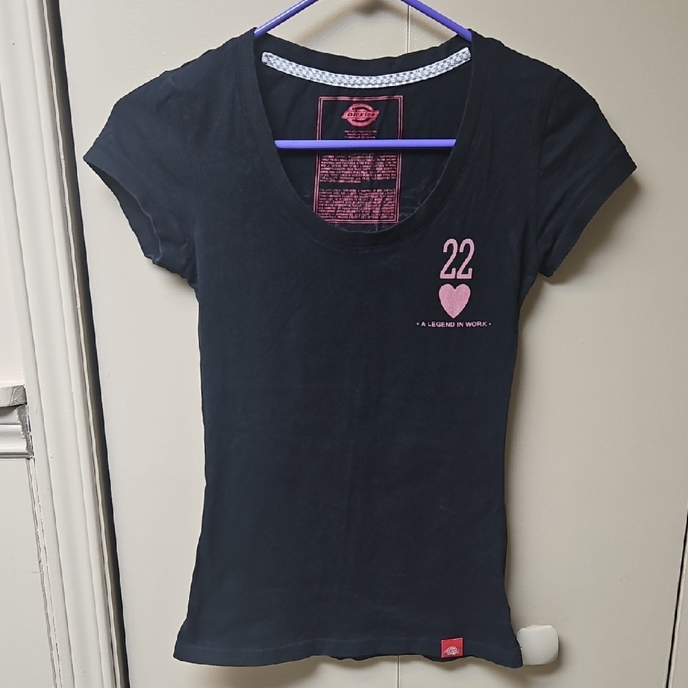 64. Y2K Dickies Queen Of Hearts Black and Red Legend In The Making Graphic Tee
